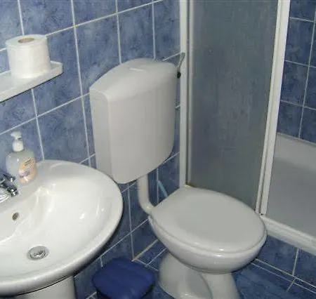 Kvestic Pensjonat 3*