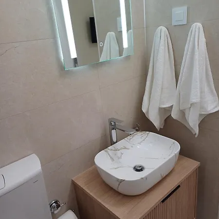 Kvestic Πανσιόν Ντουμπρόβνικ