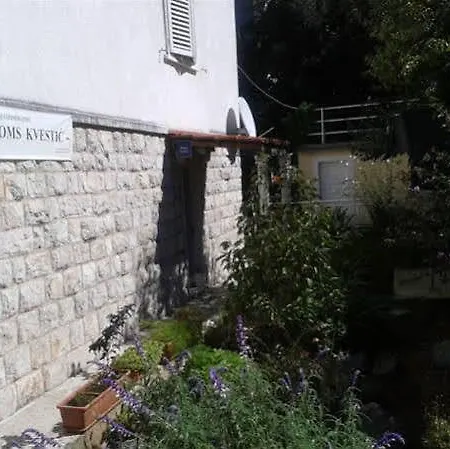 Πανσιόν Kvestic